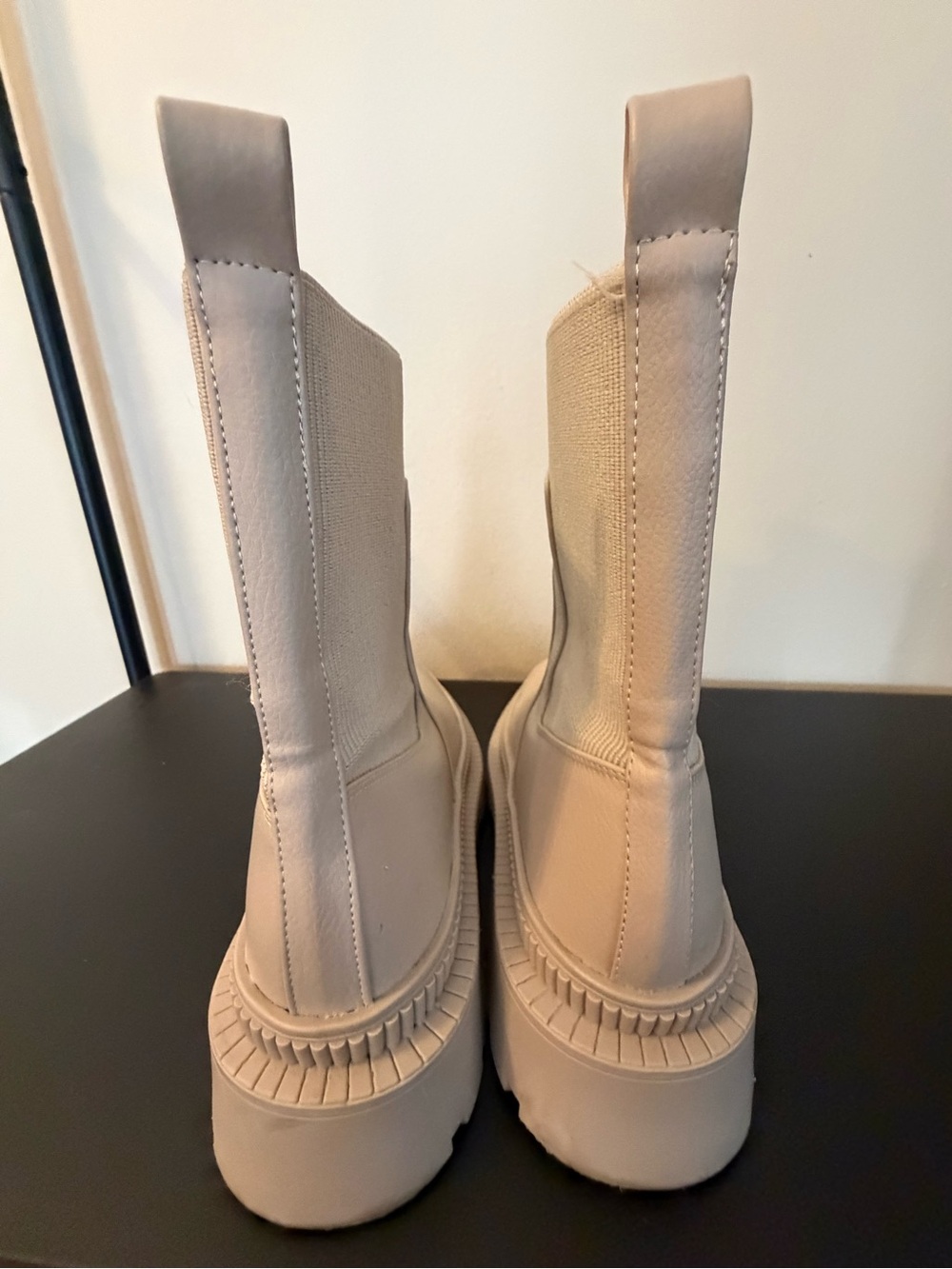 Mango Ribbed Panel Chelsea Boots - Picture 5 of 6